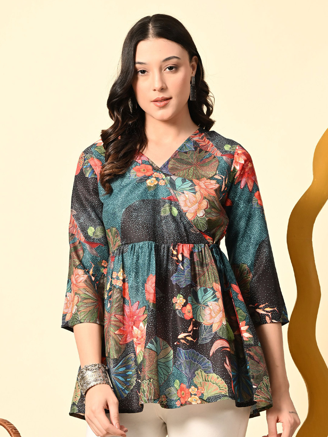 

aaivan V-Neck Floral Printed Tunic, Green