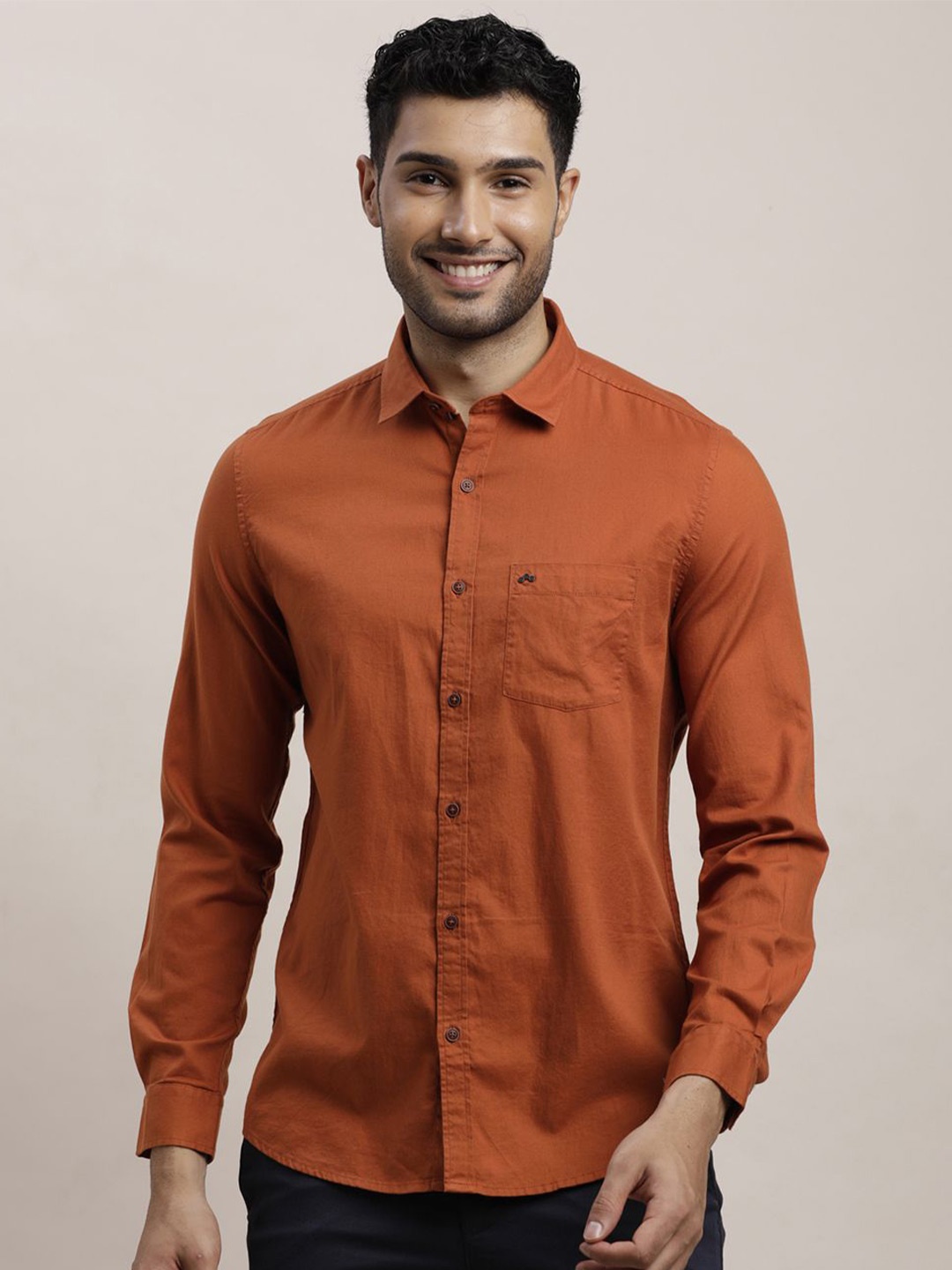 

Turtle Men Relaxed Spread Collar Solid Cotton Slim Fit Casual Shirt, Orange