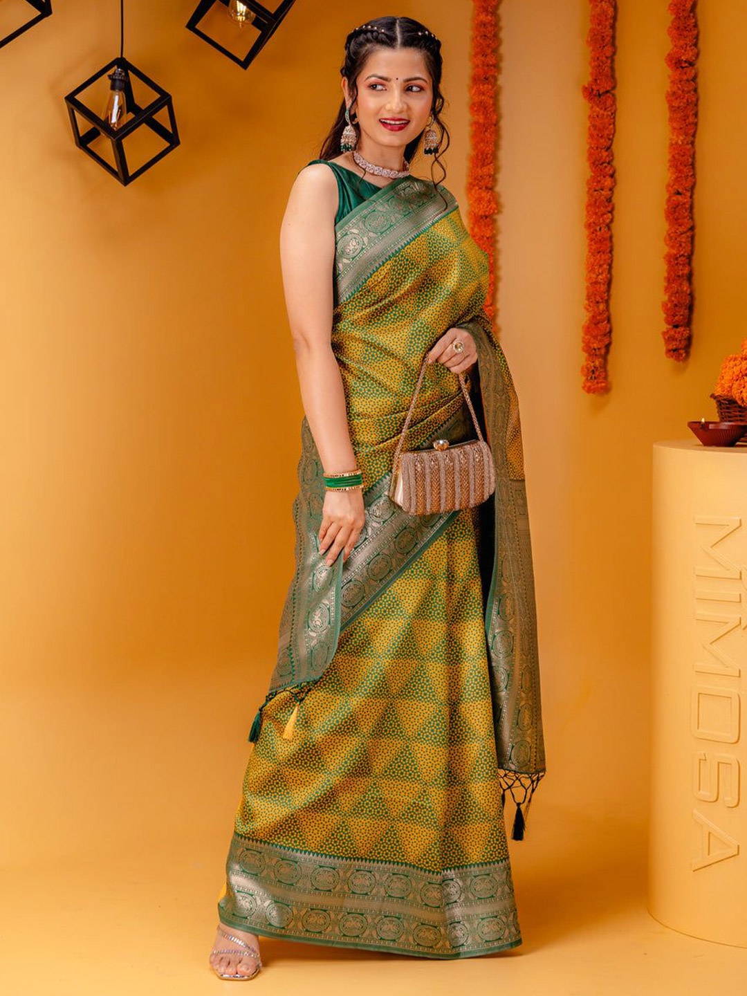 

RASVRITI Woven Design Art Silk Banarasi Saree, Yellow