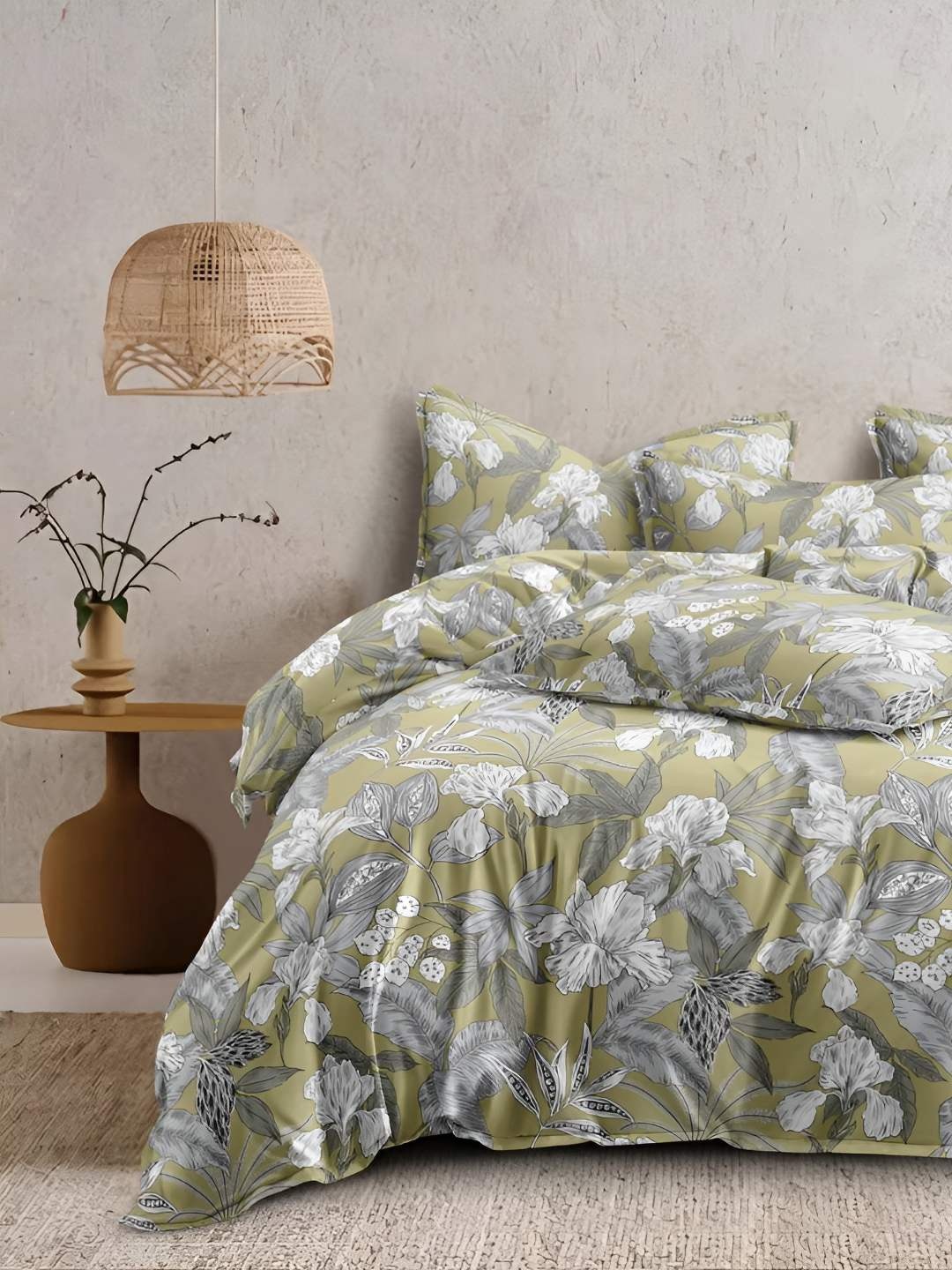 

tundwal's Green & White Floral Printed Cotton Double King Duvet Cover