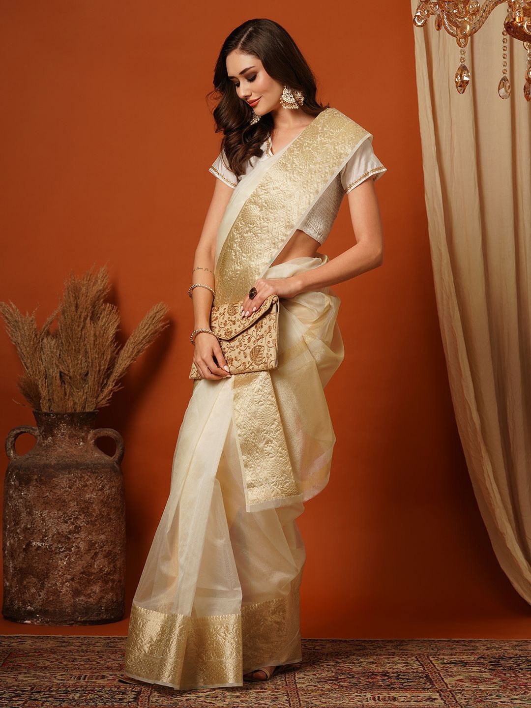 

PAROKSH Zari Organza Kasavu Saree, White