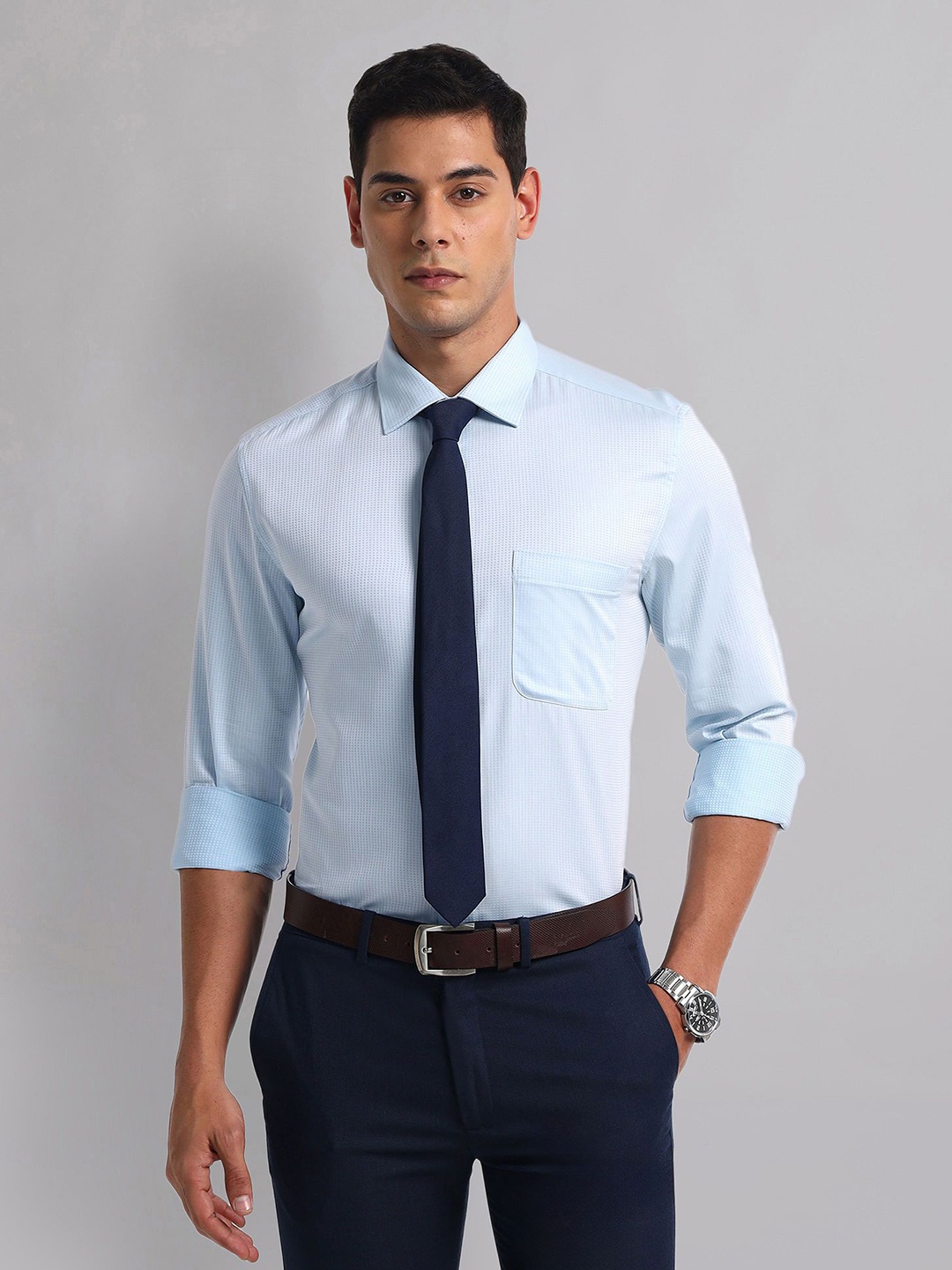 

AD By Arvind Men Spread Collar Solid Striped Cotton Casual Shirt, Blue