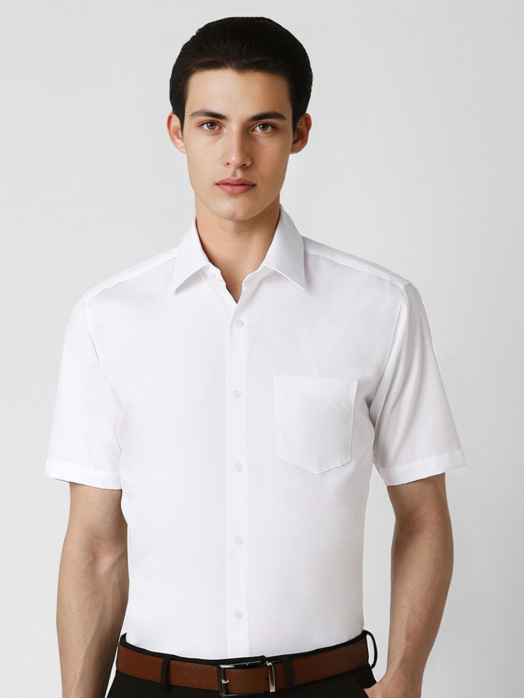 

Van Heusen Men Spread Collar Solid Cotton Formal Shirt, White