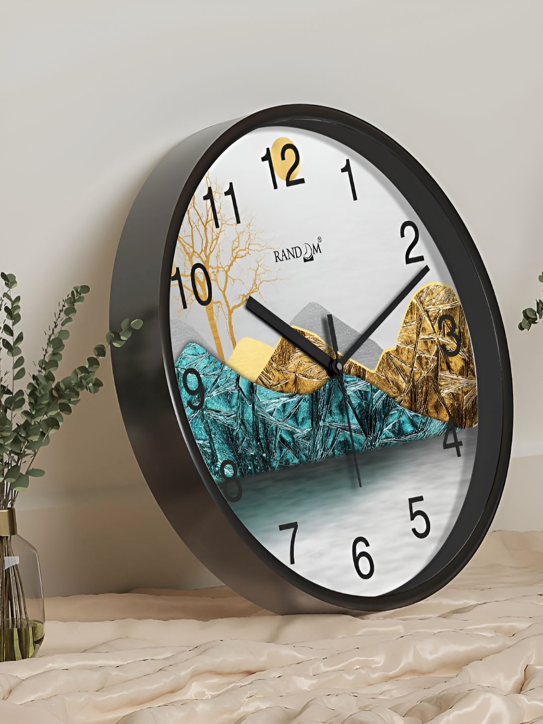 

RANDOM Printed Round Shaped Sweep Silent Movement Contemporary Wall Clock, Black