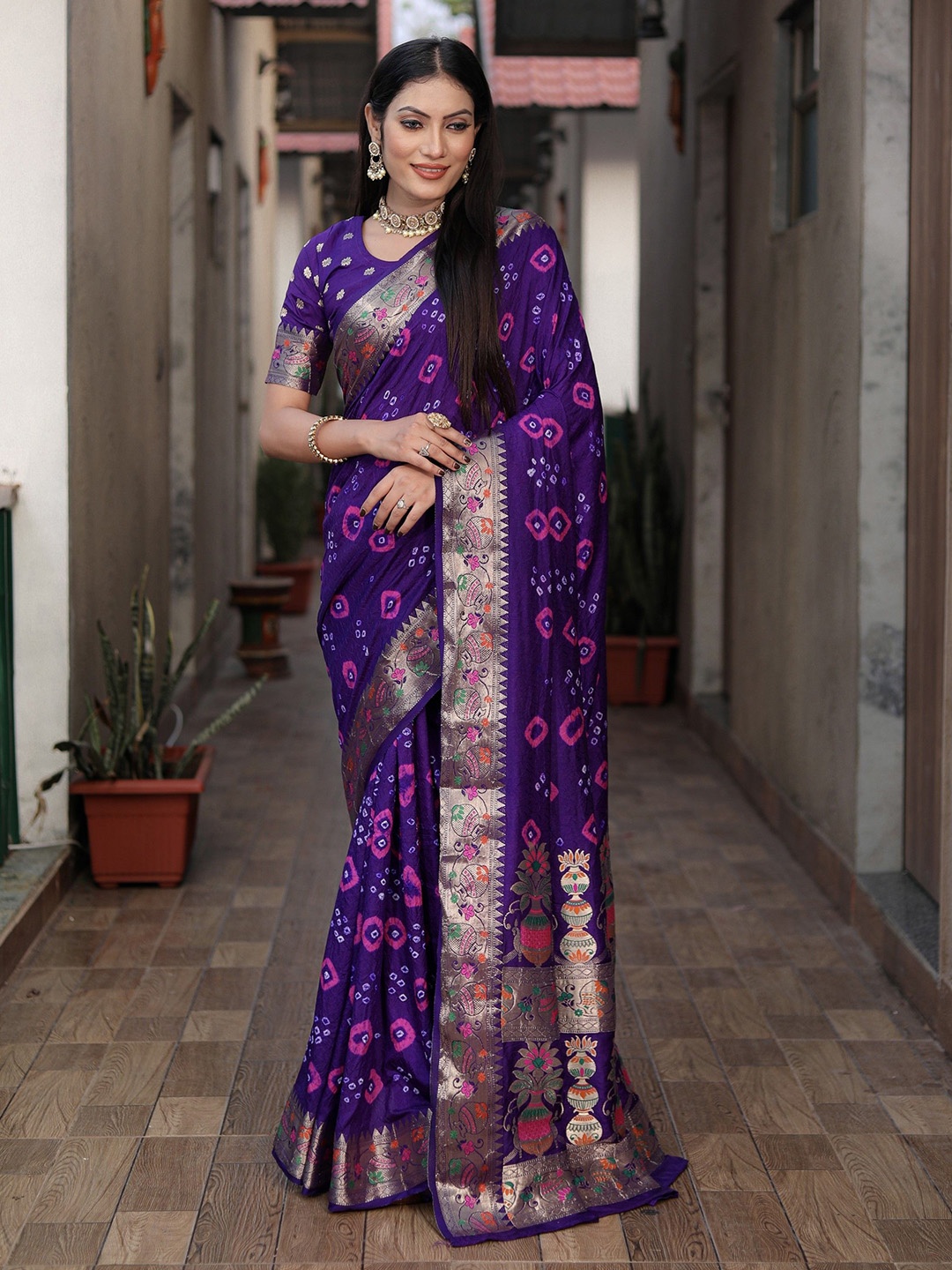 

Anaita Bandhani Zari Pure Silk Bandhani Saree, Purple