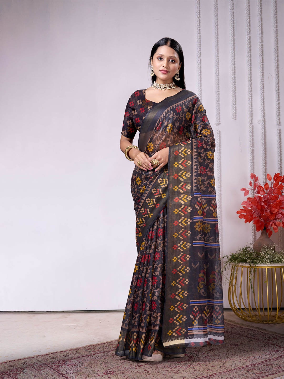 

Mitera Ethnic Motifs Zari Pure Cotton Ikat Saree, Black