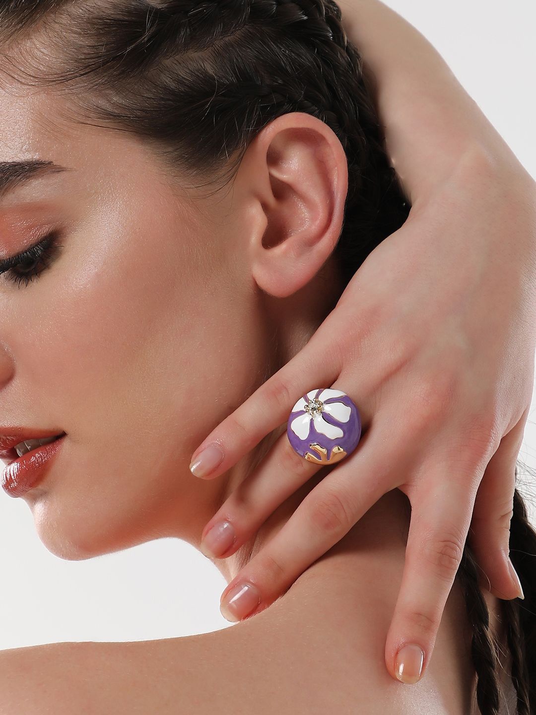 

SOHI Gold Plated Stone Studded Adjustable Finger Ring
