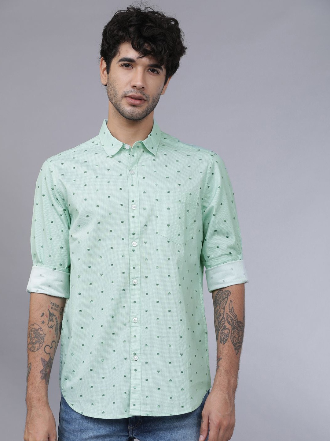 

HIGHLANDER Men Printed Slim Fit Shirt, Green
