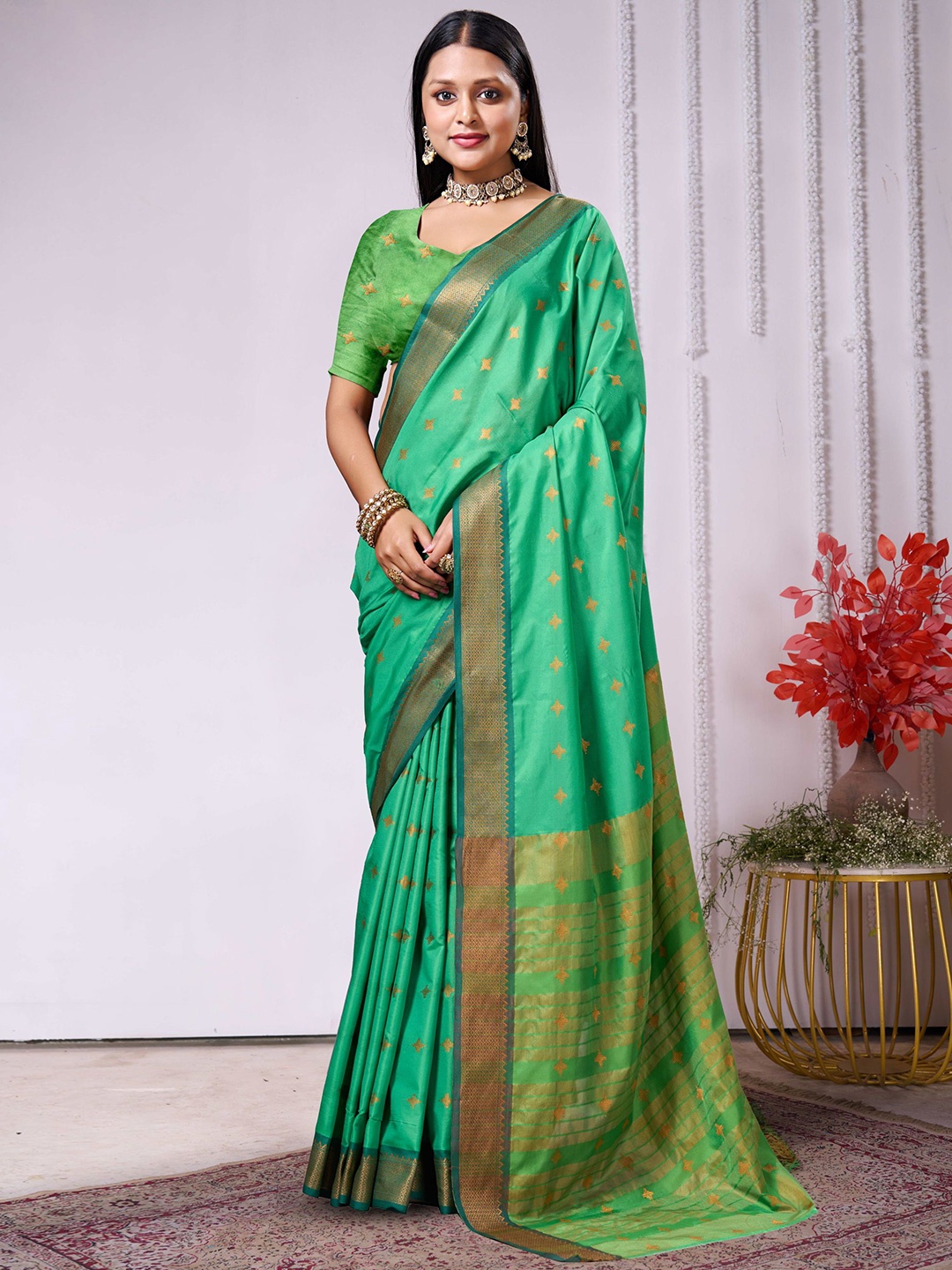 

V3 FASHION STUDIO Ethnic Motifs Zari Art Silk Banarasi Saree, Blue