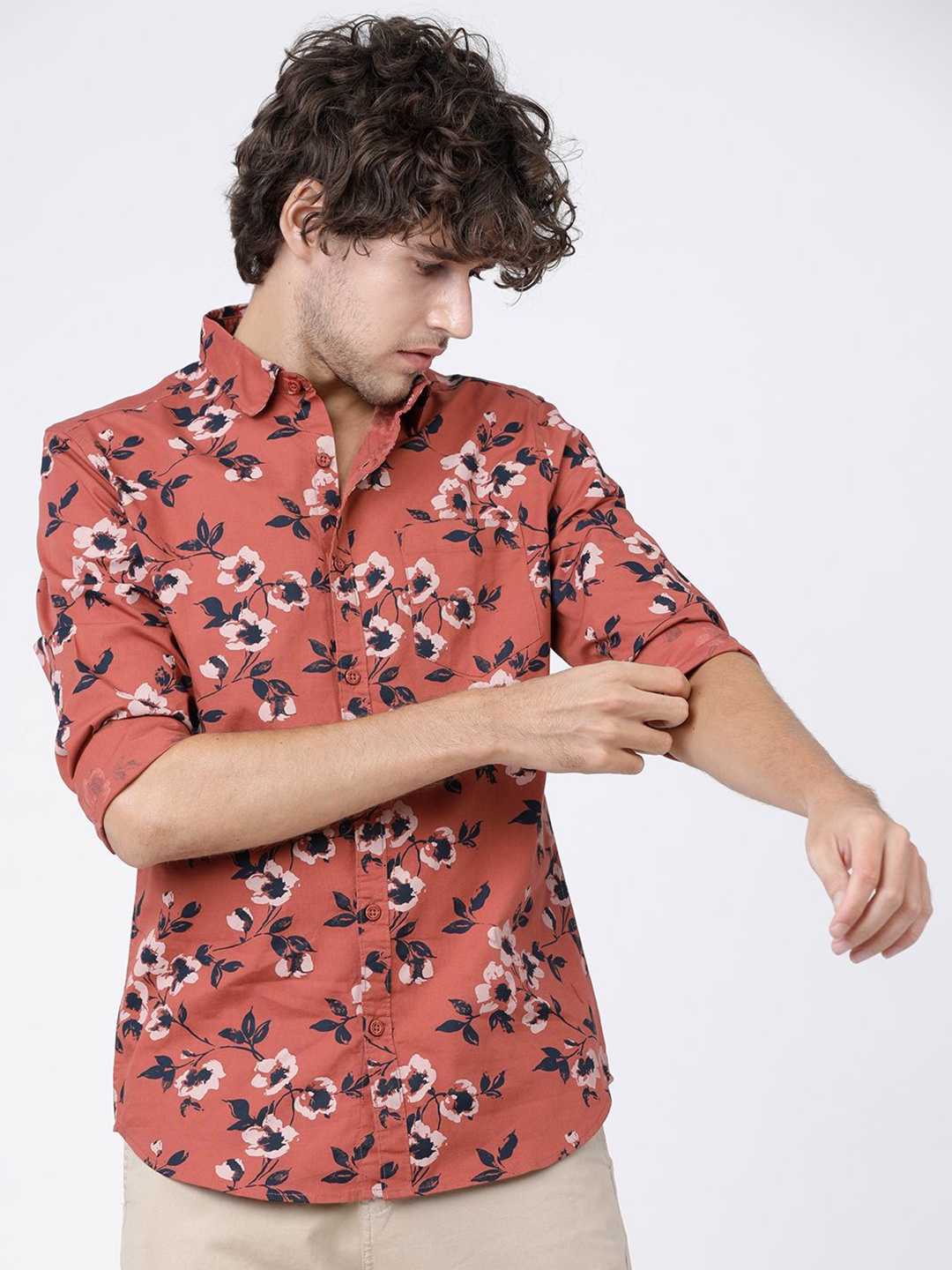 

HIGHLANDER Men Printed Slim Fit Shirt, Rust