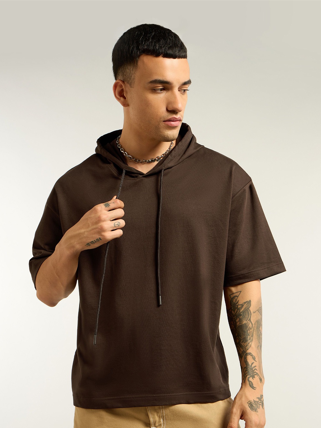 

Beyoung Men Solid Hood Cotton Oversized T-shirt, Brown