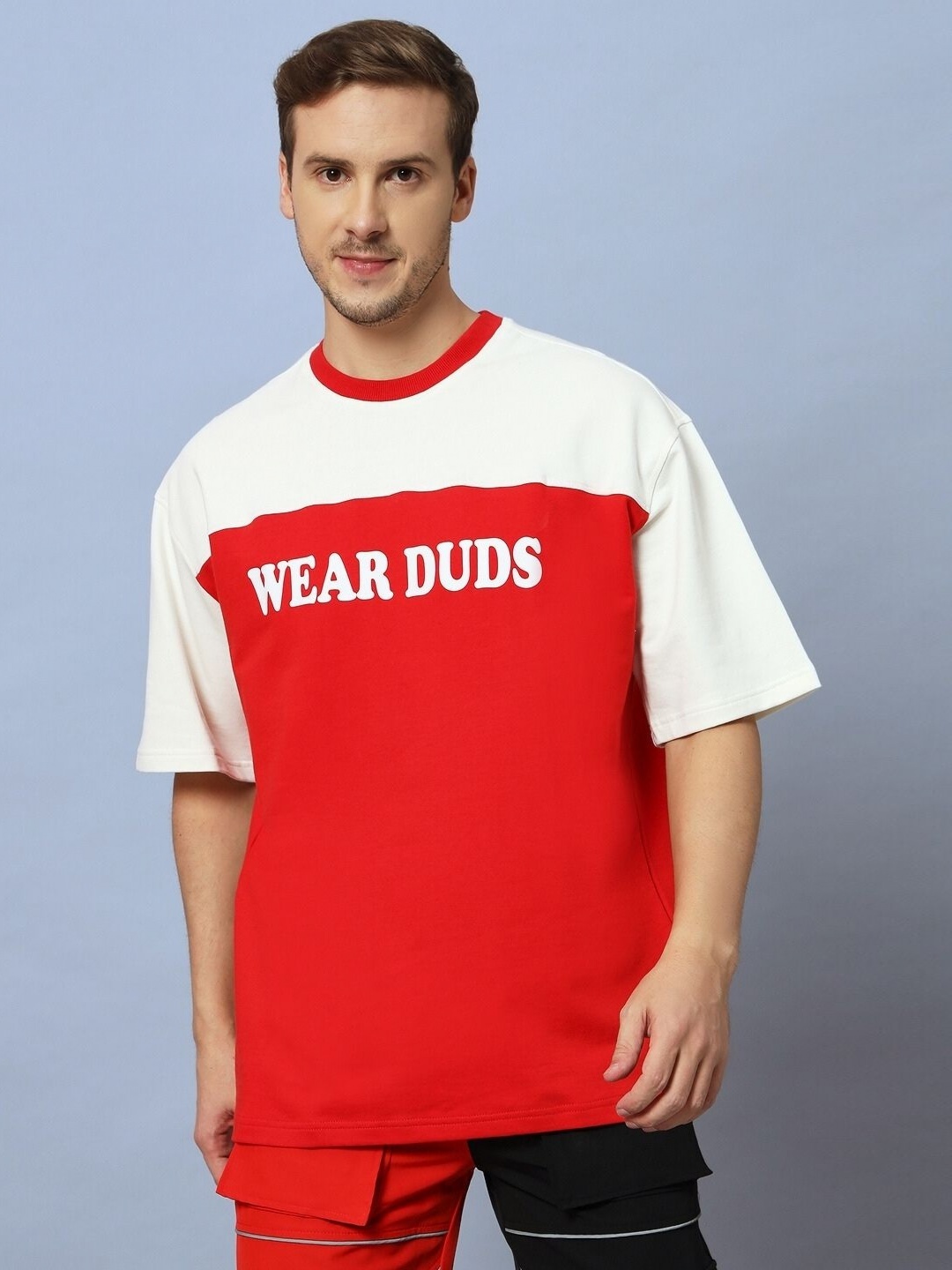 

WEARDUDS Men Colourblocked Round Neck Cotton Oversized T-shirt, Off white