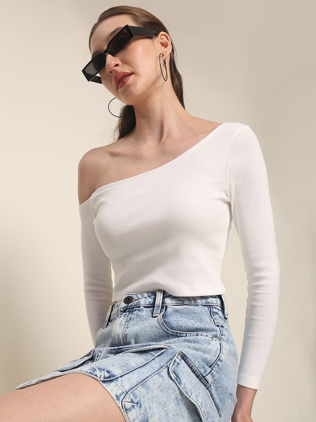 

Roadster The Lifestyle Co. Women Solid One Shoulder Ribbed Crop Top, Off white