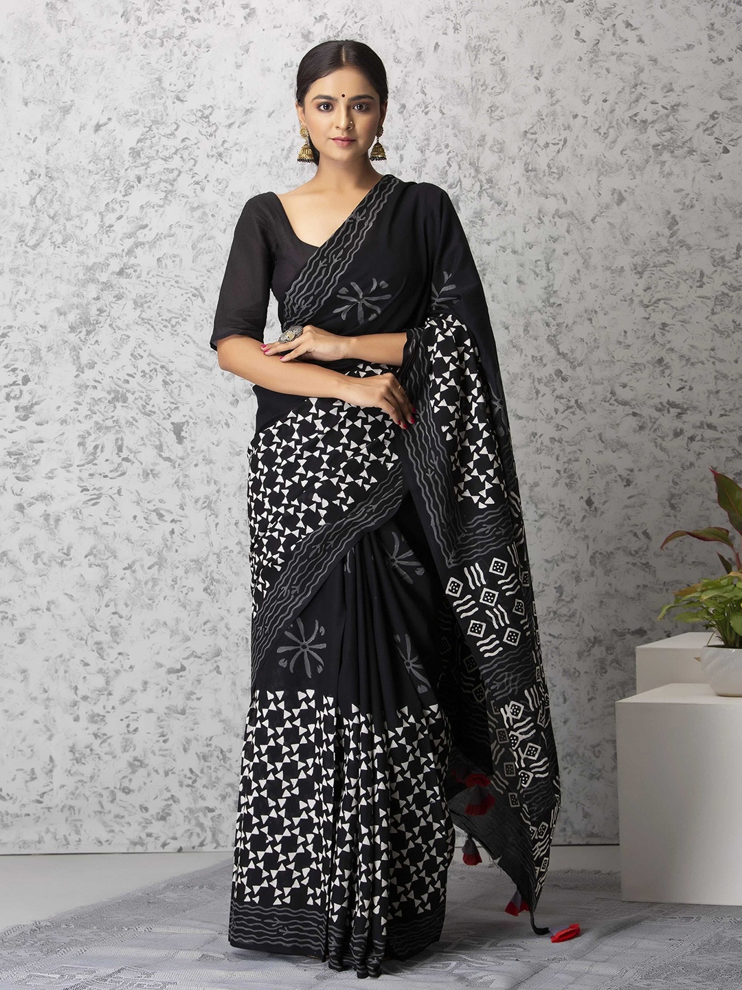 

Pinkcity Trade World Pure Cotton Block Print Saree, Black