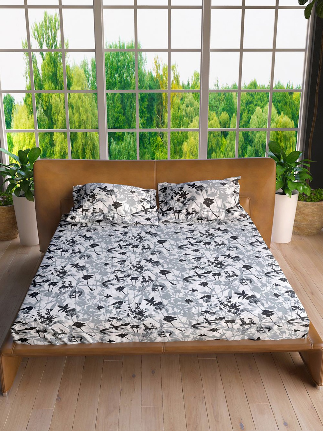 

LABHAM Grey & White Floral Printed 160 TC Pure Cotton King Bedsheet With 2 Pillow Covers