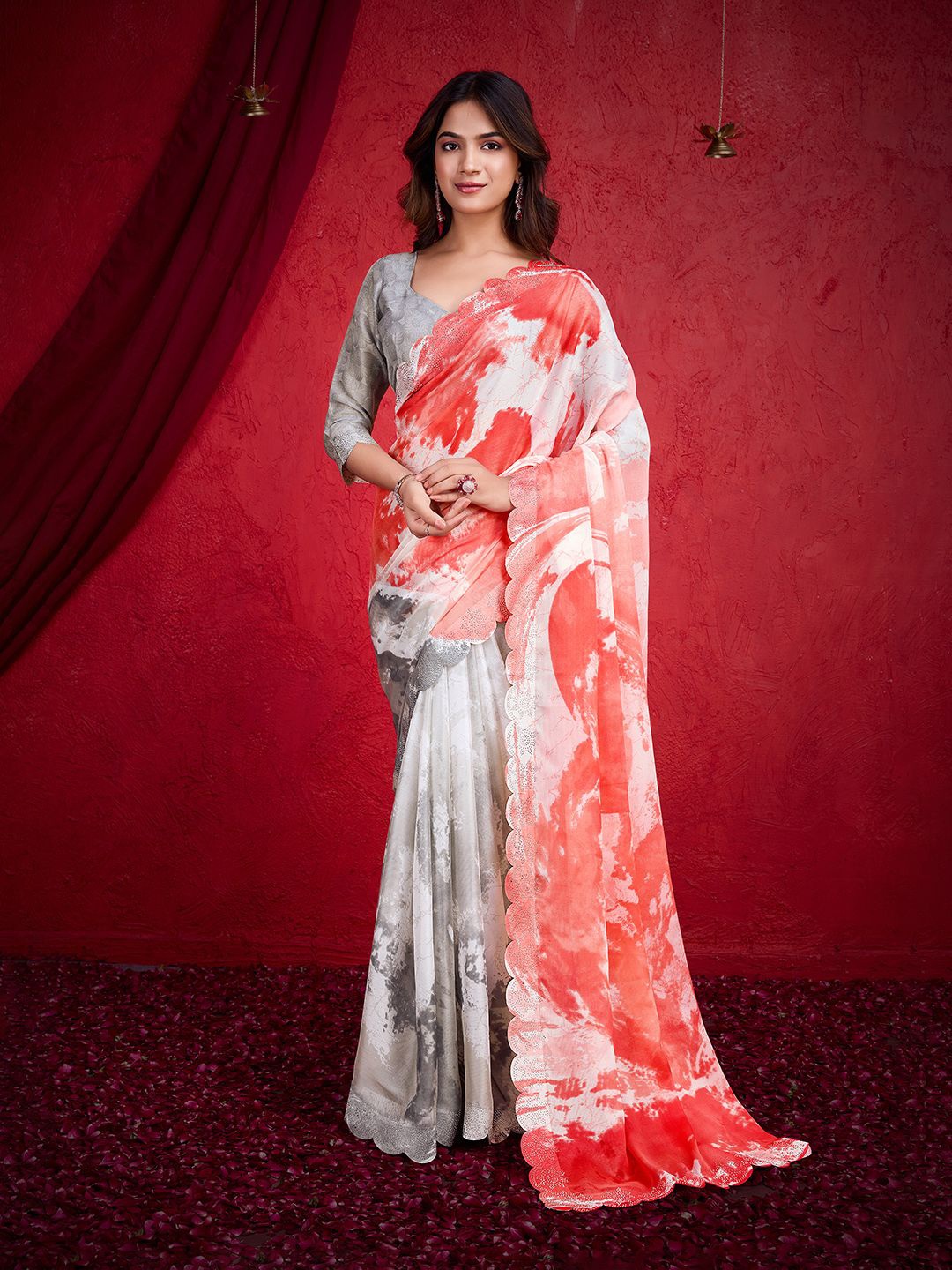 

Ishin Beads and Stones Poly Chiffon Saree, Grey