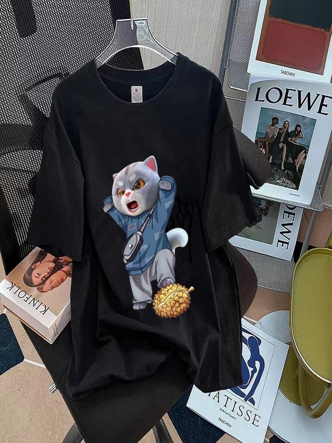 

StyleCast Men Graphic Printed Extended Sleeves T-shirt, Black