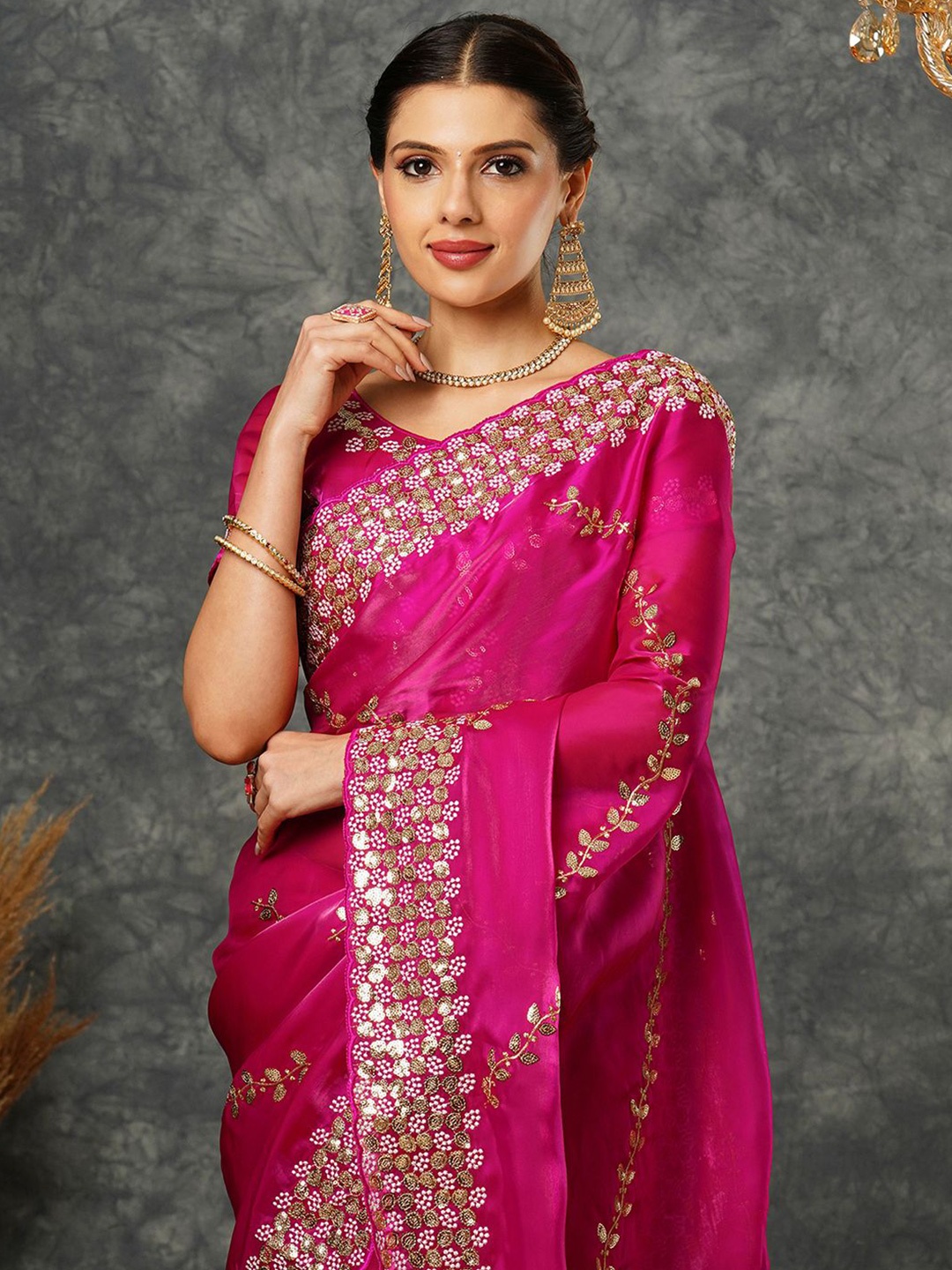 

Satrani Embellished Sequinned Tissue Saree, Pink