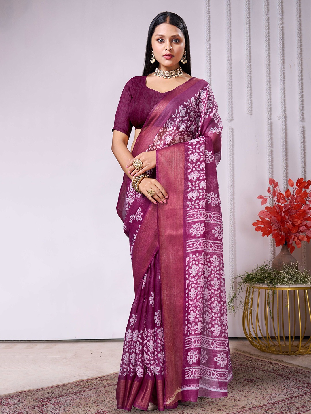 

V3 FASHION STUDIO Ethnic Motifs Zari Pure Cotton Ikat Saree, Purple