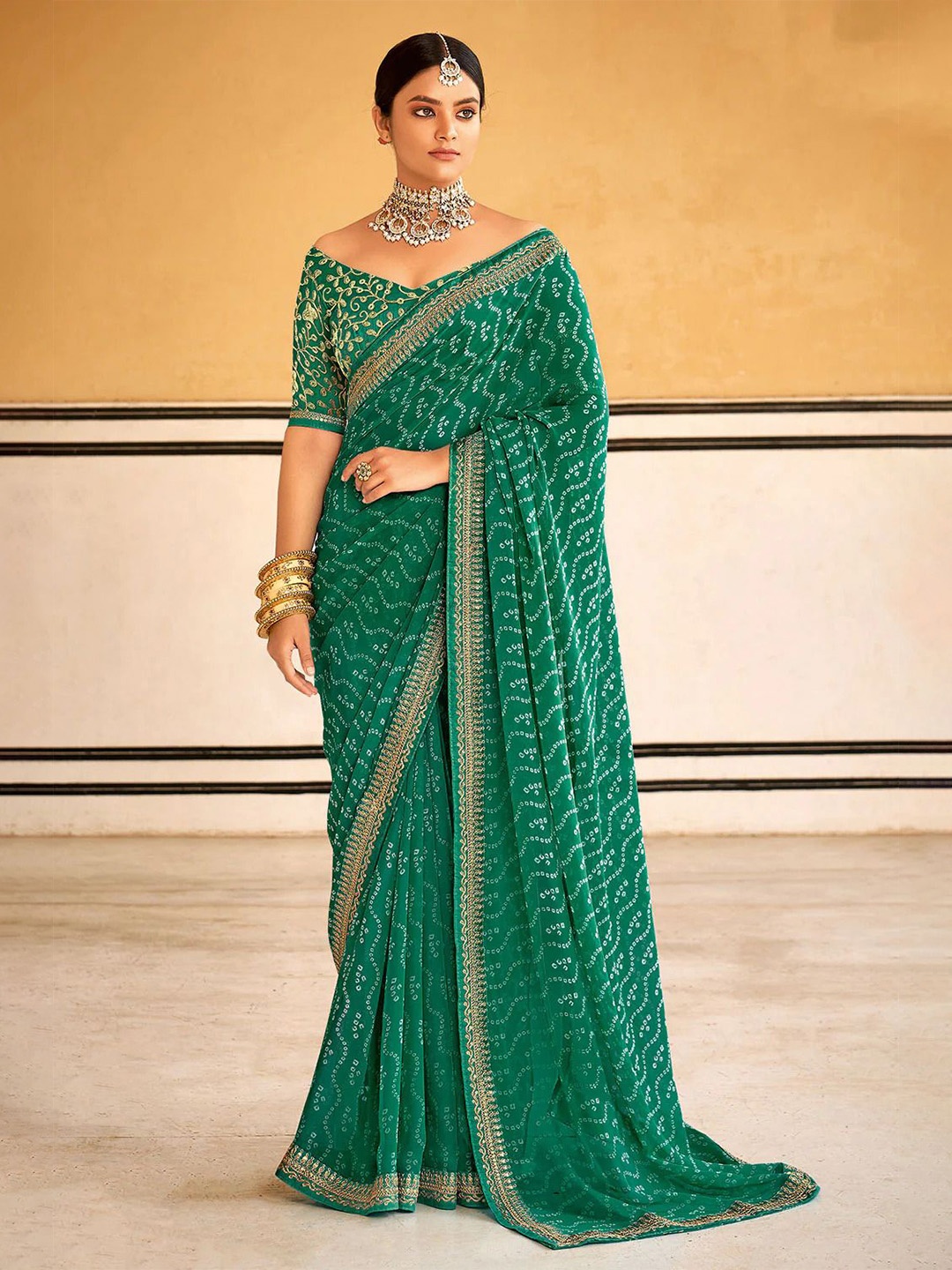 

KALINI Embroidered Pure Georgette Bandhani Saree, Green