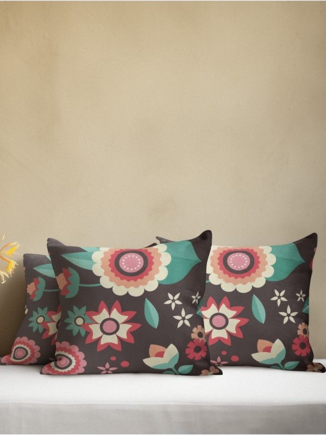 

THEYAYACAFE Black & Red 3 Pieces Floral Velvet Square Cushion Covers