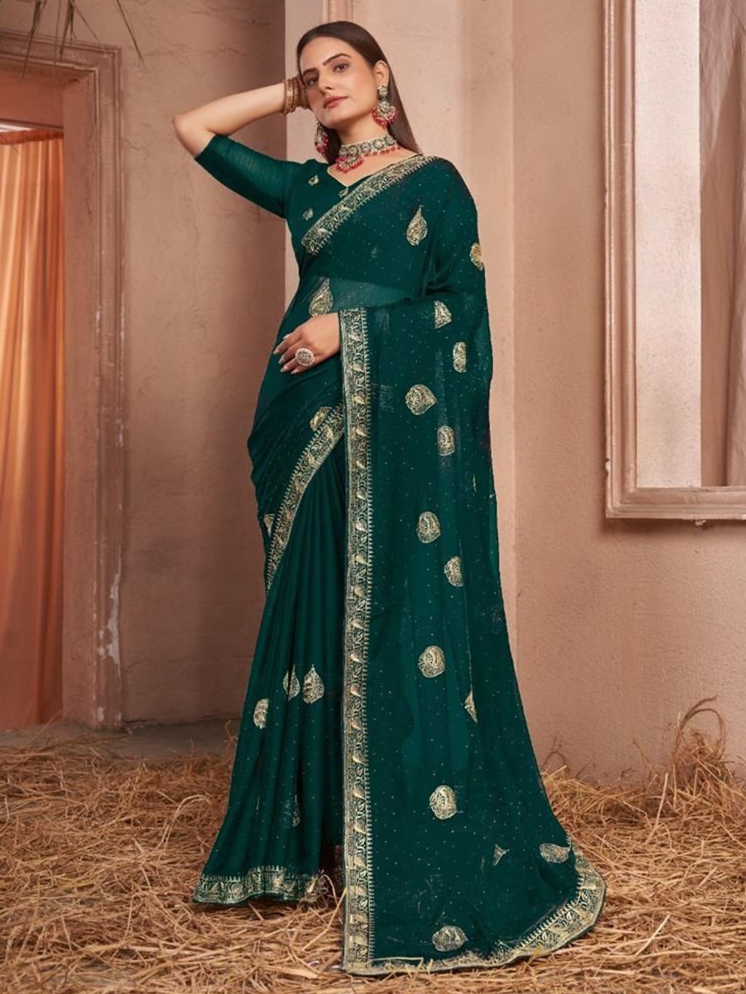 

Mitera Ethnic Motifs Embroidered Pure Chiffon Saree, Green