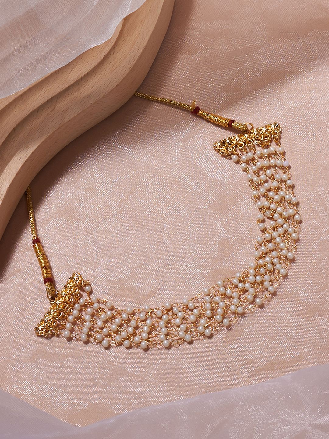 

SOHI Gold-Plated Pearls Necklace