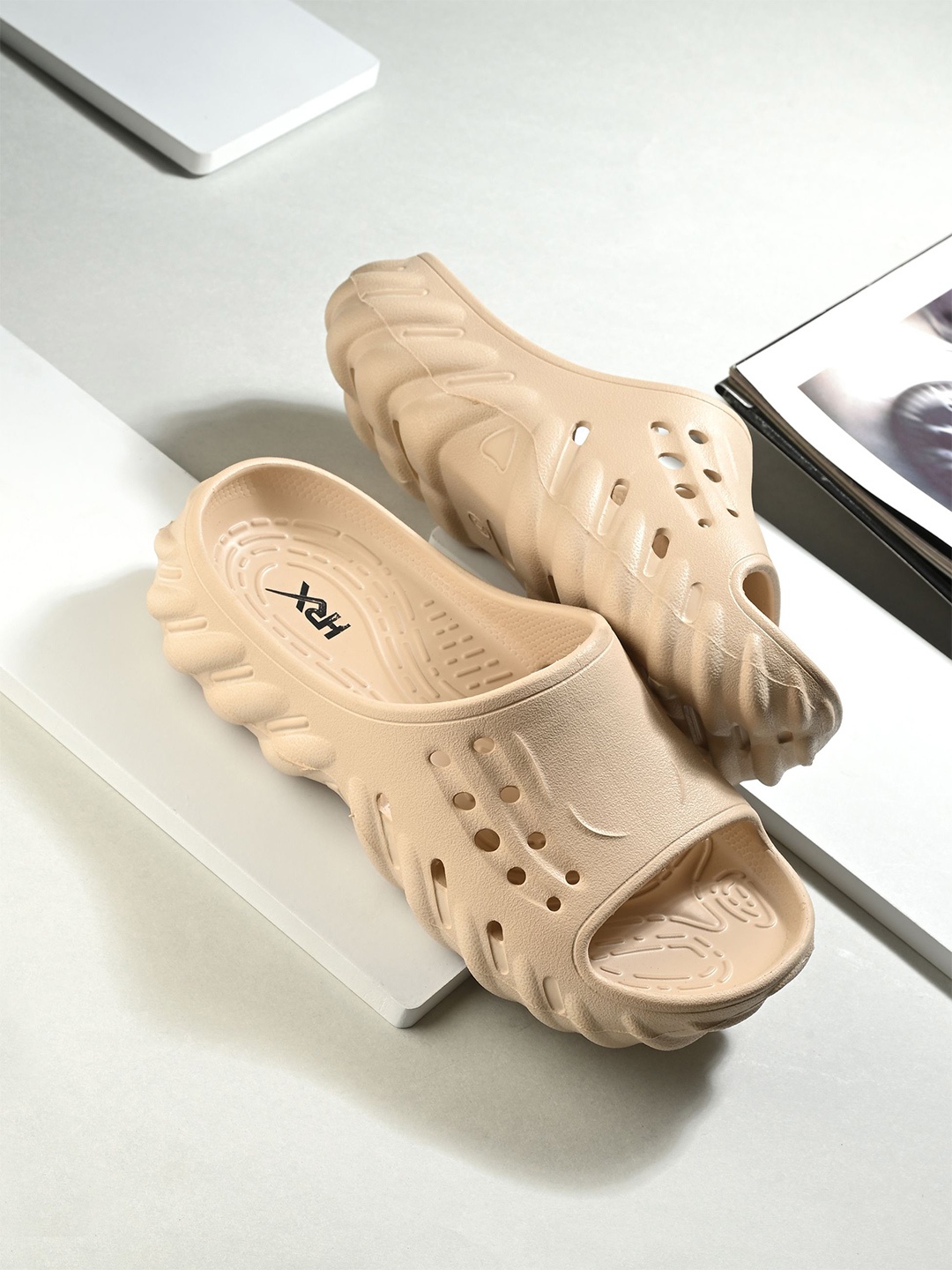 

HRX by Hrithik Roshan Men Self Design Rubber Slip-On, Beige