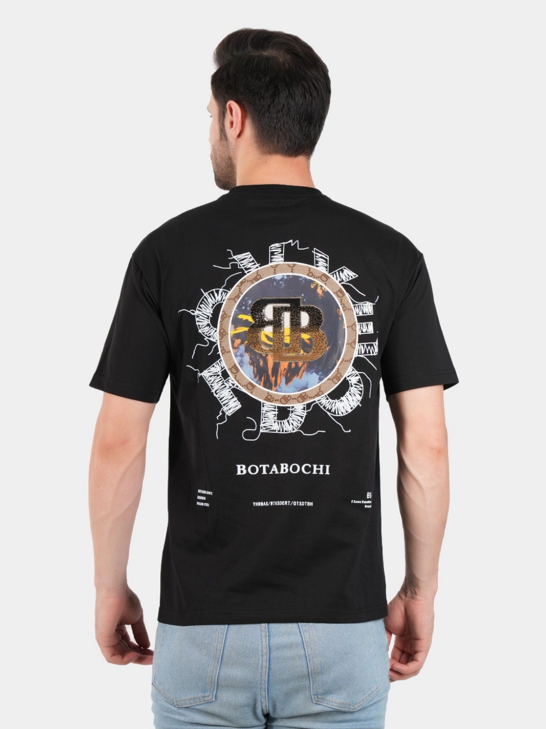 

BOTABOCHI Men Graphic Printed Round Neck Cotton T-shirt, Black