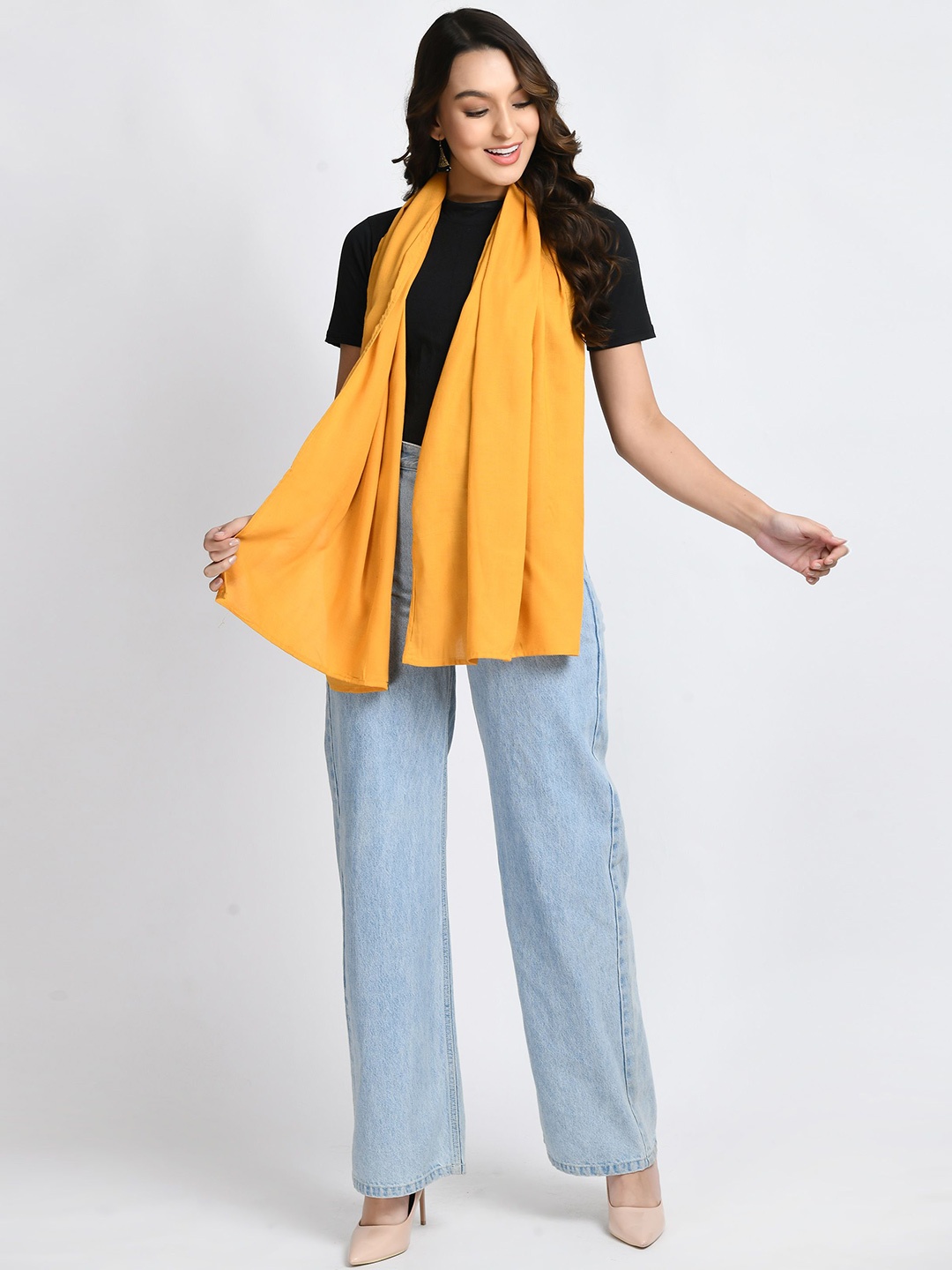 

V&M Women Scarf, Yellow