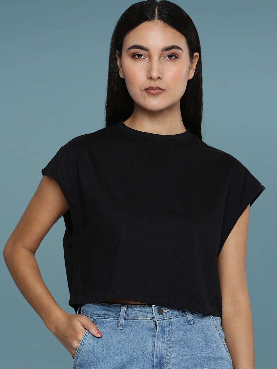 

DressBerry Women Solid Round Neck Cotton Boxy T-shirt, Black