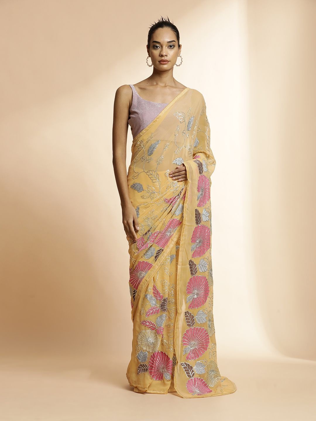 

Jaipur Kurti Floral Sequinned Pure Georgette Saree, Cream