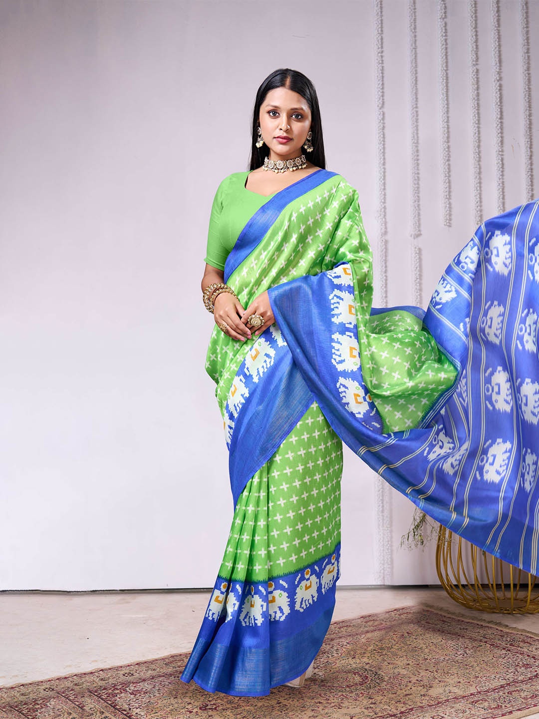 

Mitera Zari Pure Cotton Ikat Saree, Green