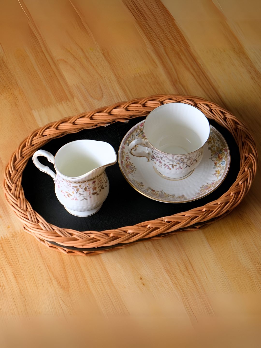 

Peepul Tree Brown & Black Wooden Textured Wicker Serving Tray