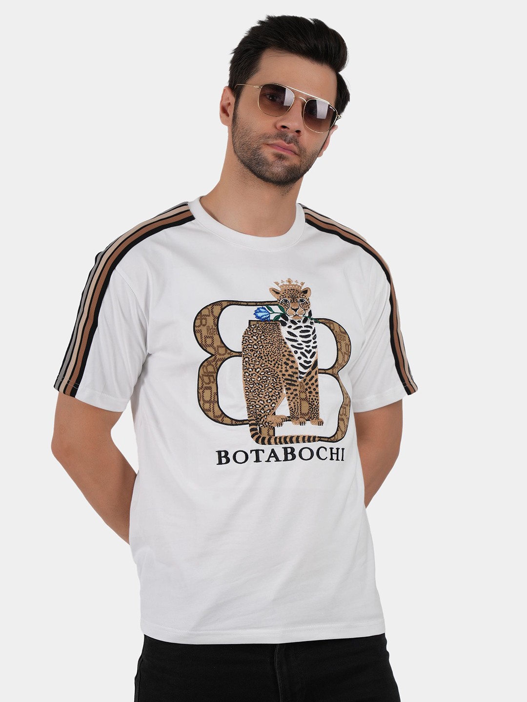 

BOTABOCHI Men Varsity Printed T-shirt, White