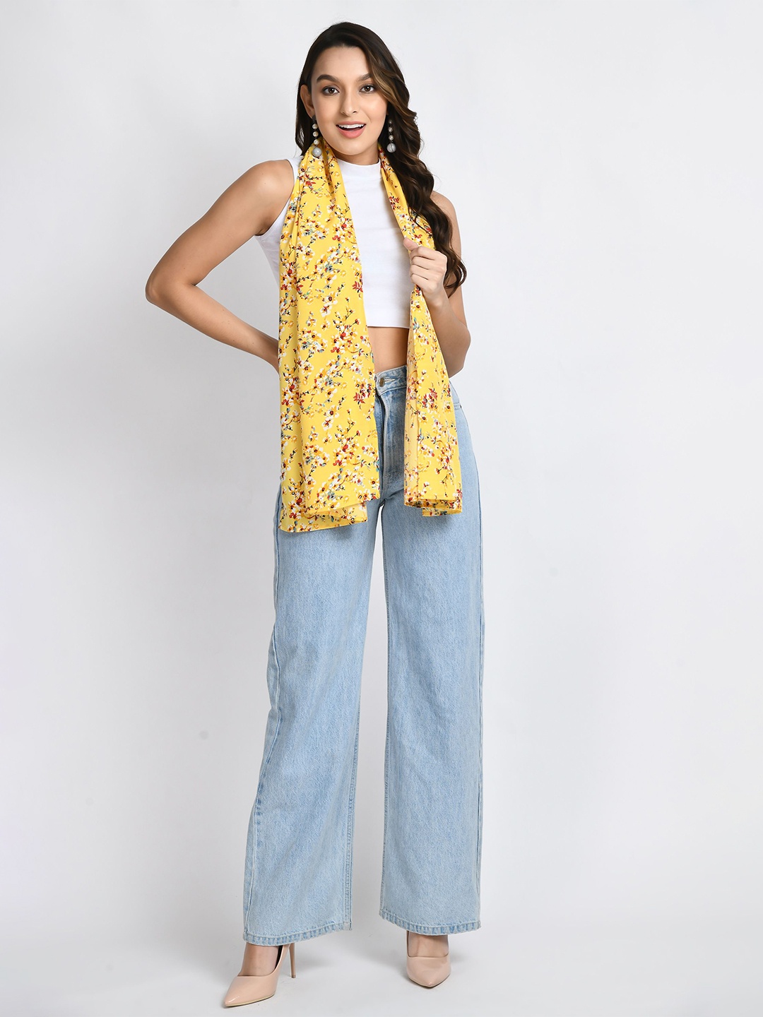 

V&M Women Printed Scarf, Yellow