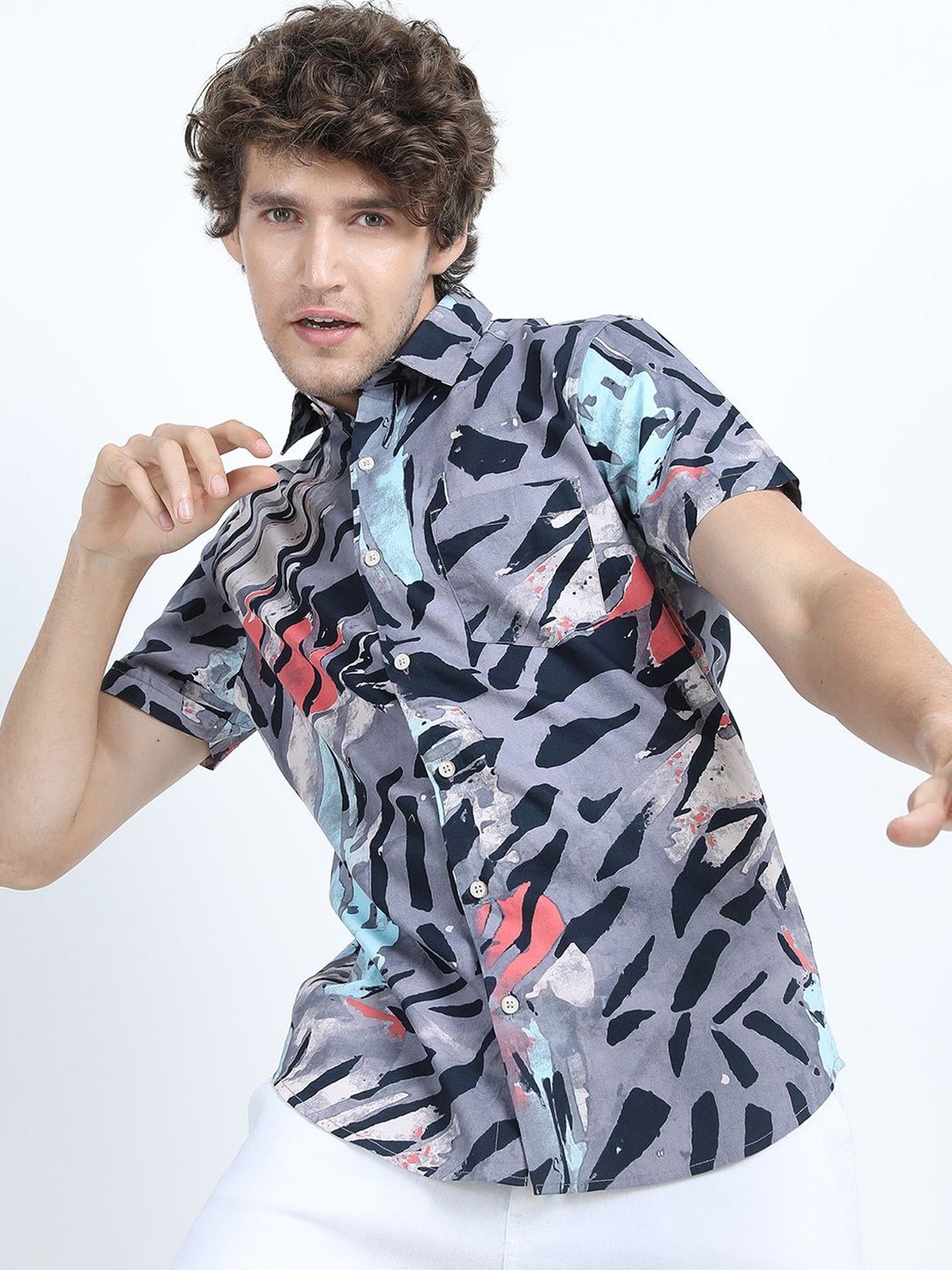 

HIGHLANDER Men Printed Slim Fit Shirt, Grey