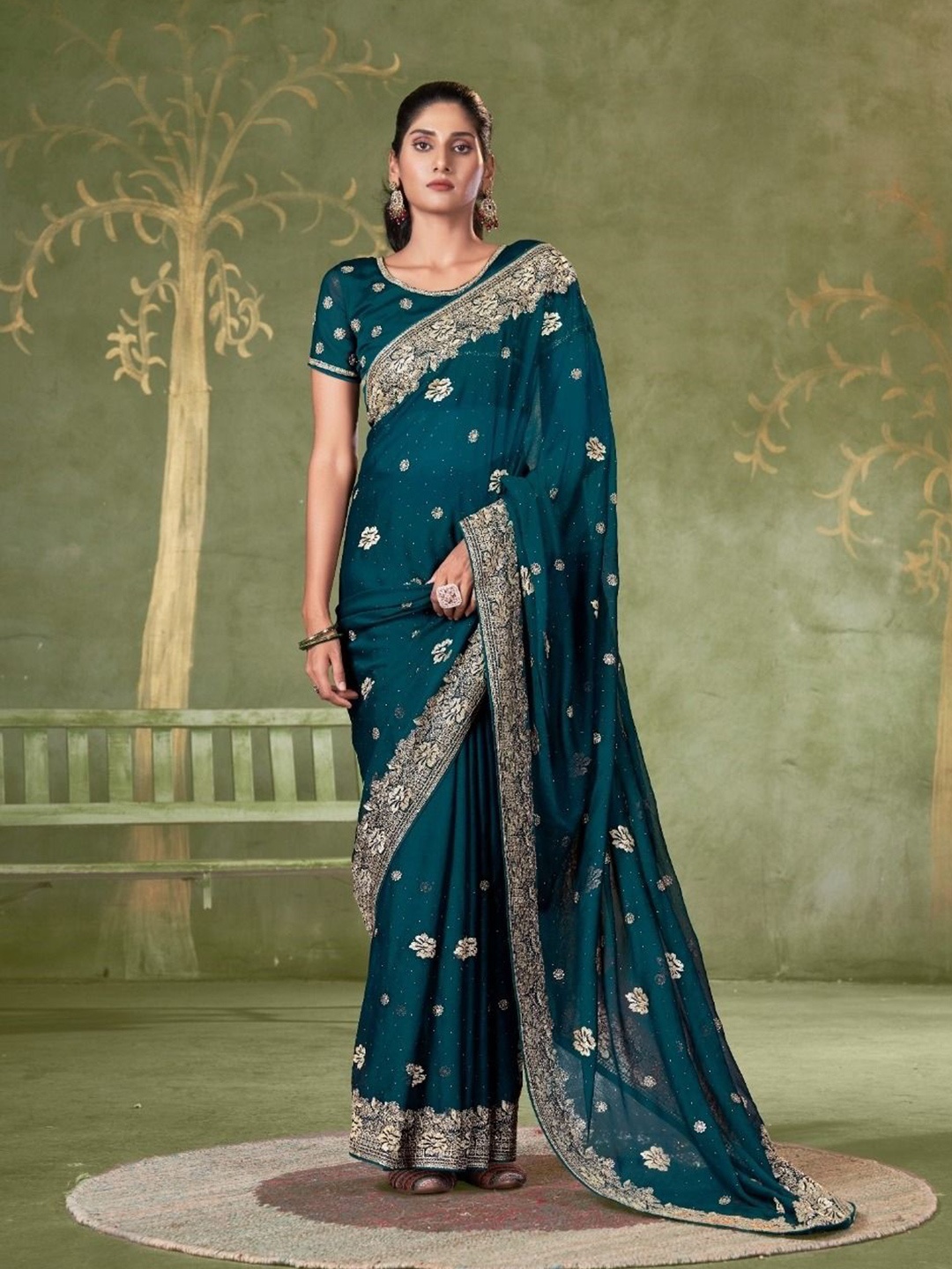 

Mitera Embellished Beads and Stones Pure Chiffon Saree, Teal