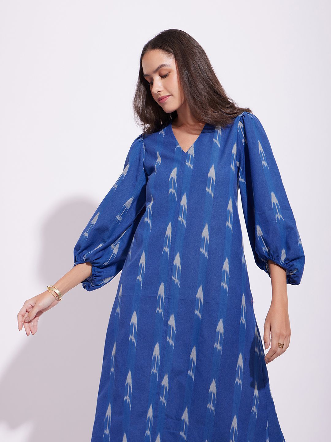 

Pink Fort Women Conversational Printed Puff Sleeve A-Line Midi Dress, Blue