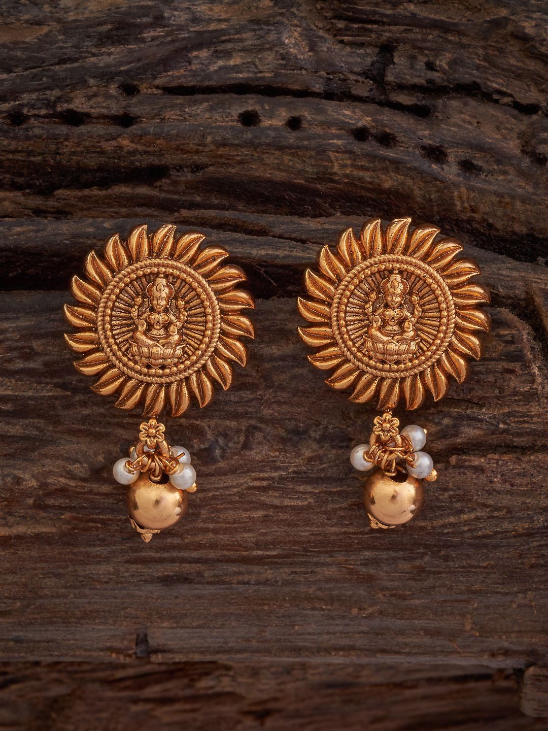 

Kushal's Fashion Jewellery Gold-Plated Floral Shaped Antique Studded Earrings