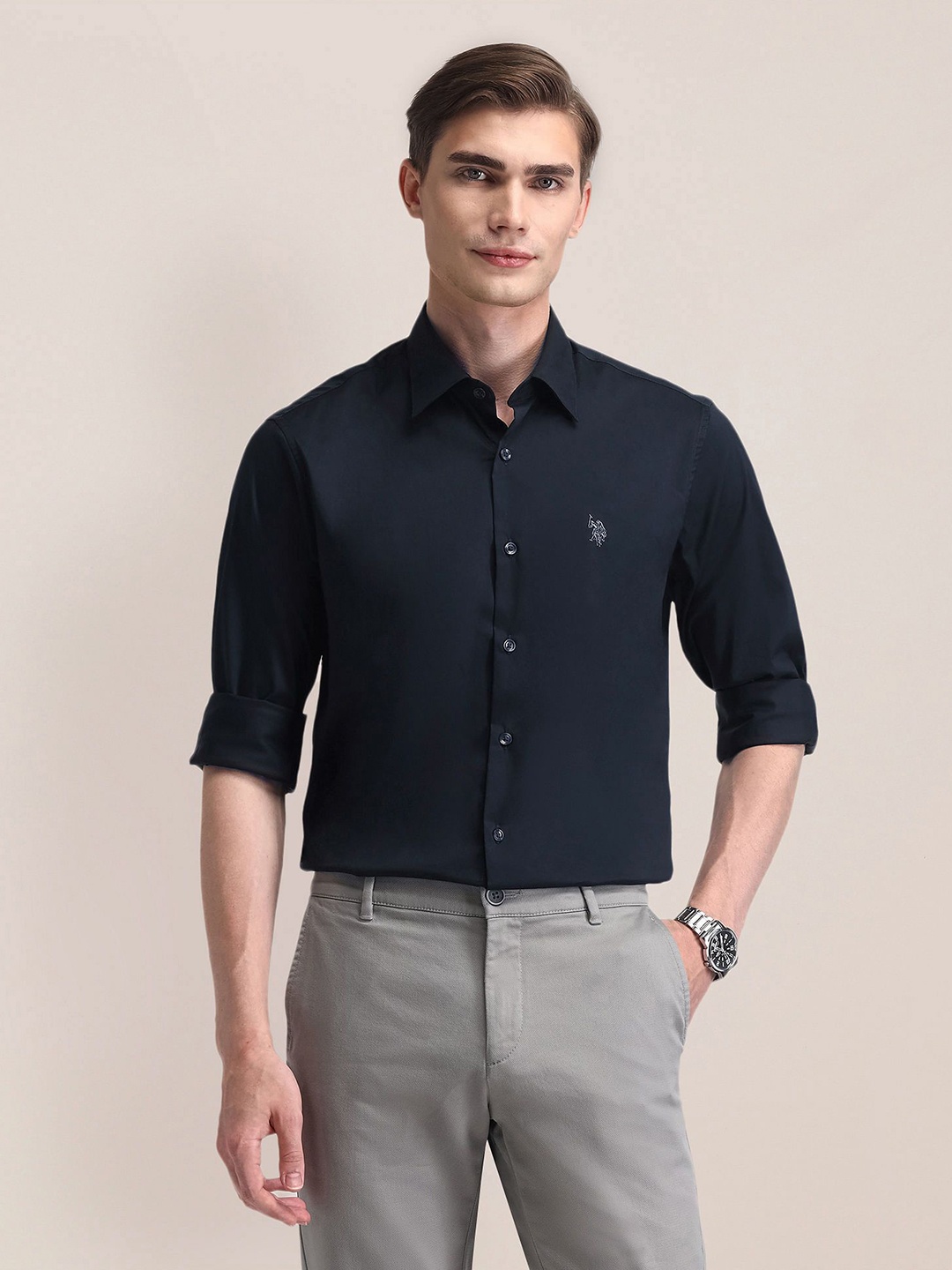 

U.S. Polo Assn. Men Classic Cutaway Collar Solid Cotton Formal Shirt, Blue