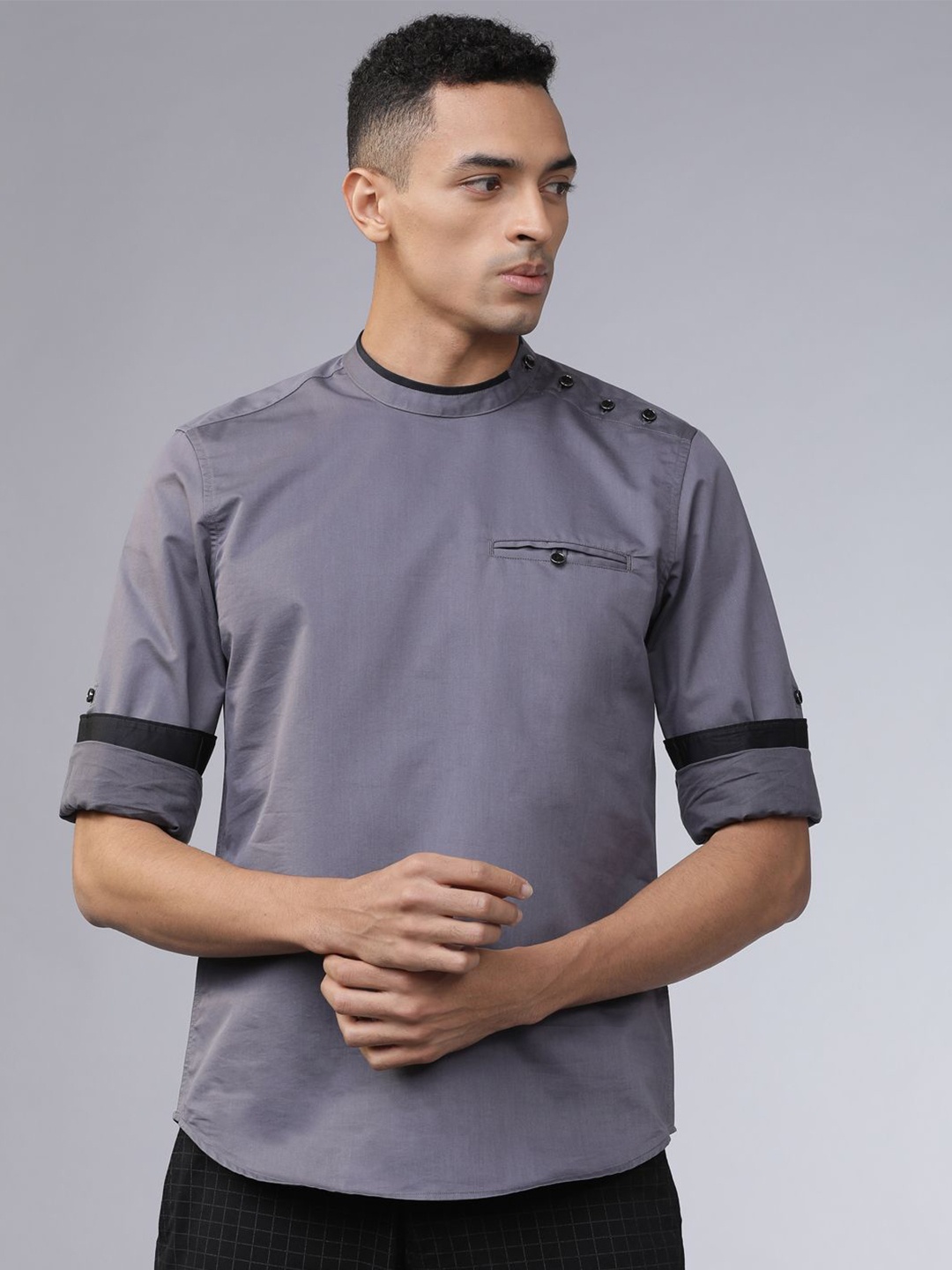 

HIGHLANDER Men Solid Slim Fit Shirt, Grey