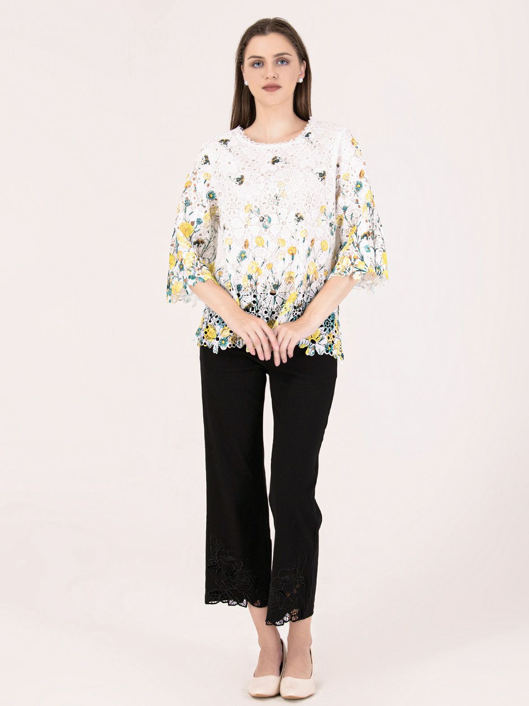 

Albion By CnM Women Floral Printed Round Neck Cotton Top, White