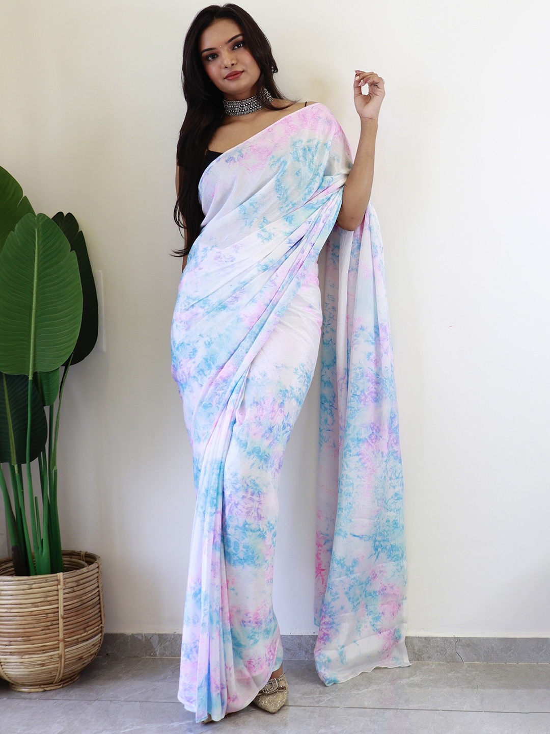 

Panzora Printed Ready to Wear Saree, Pink