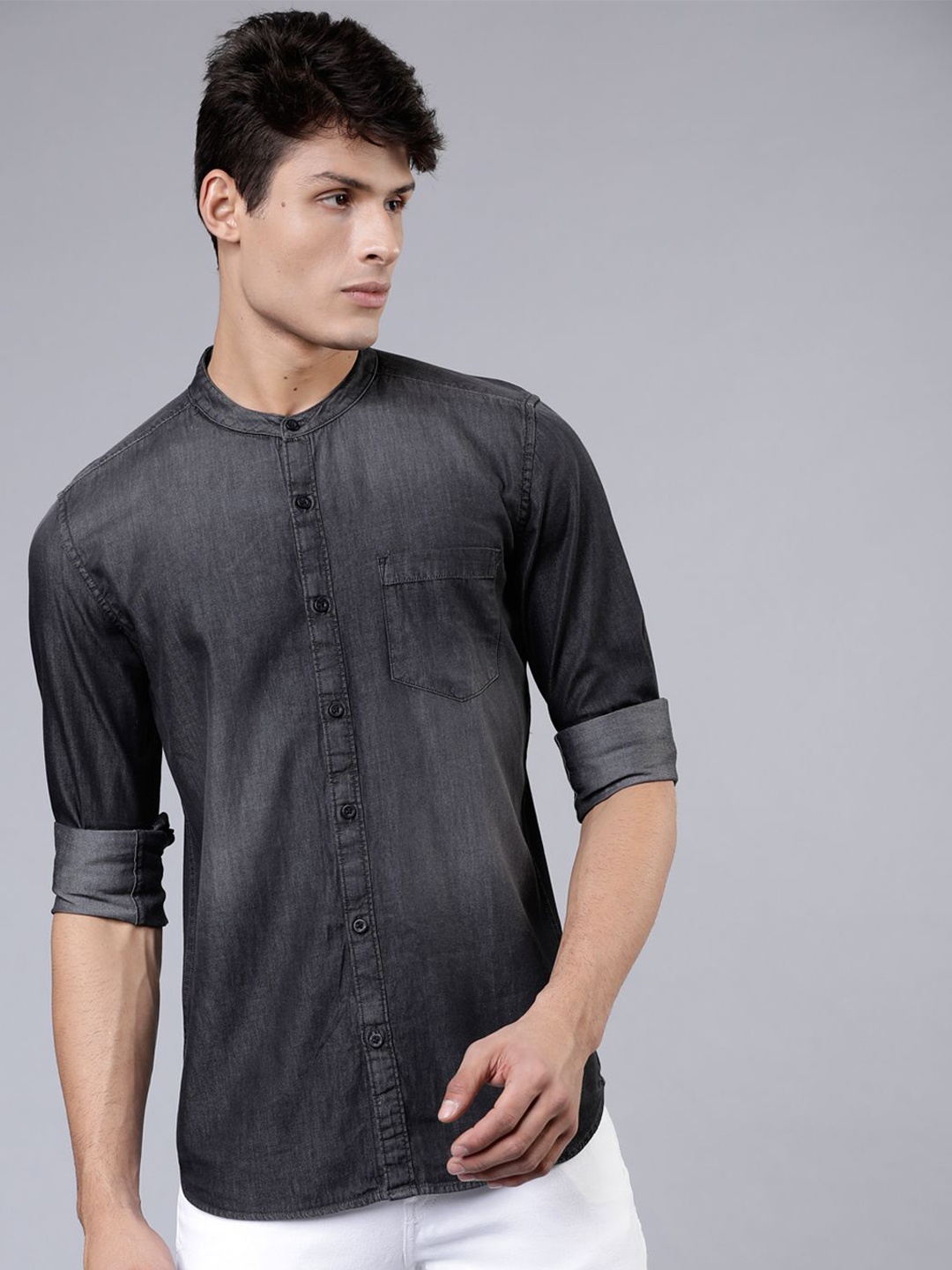 

HIGHLANDER Men Printed Slim Fit Single Chest Pocket Denim Shirt, Black