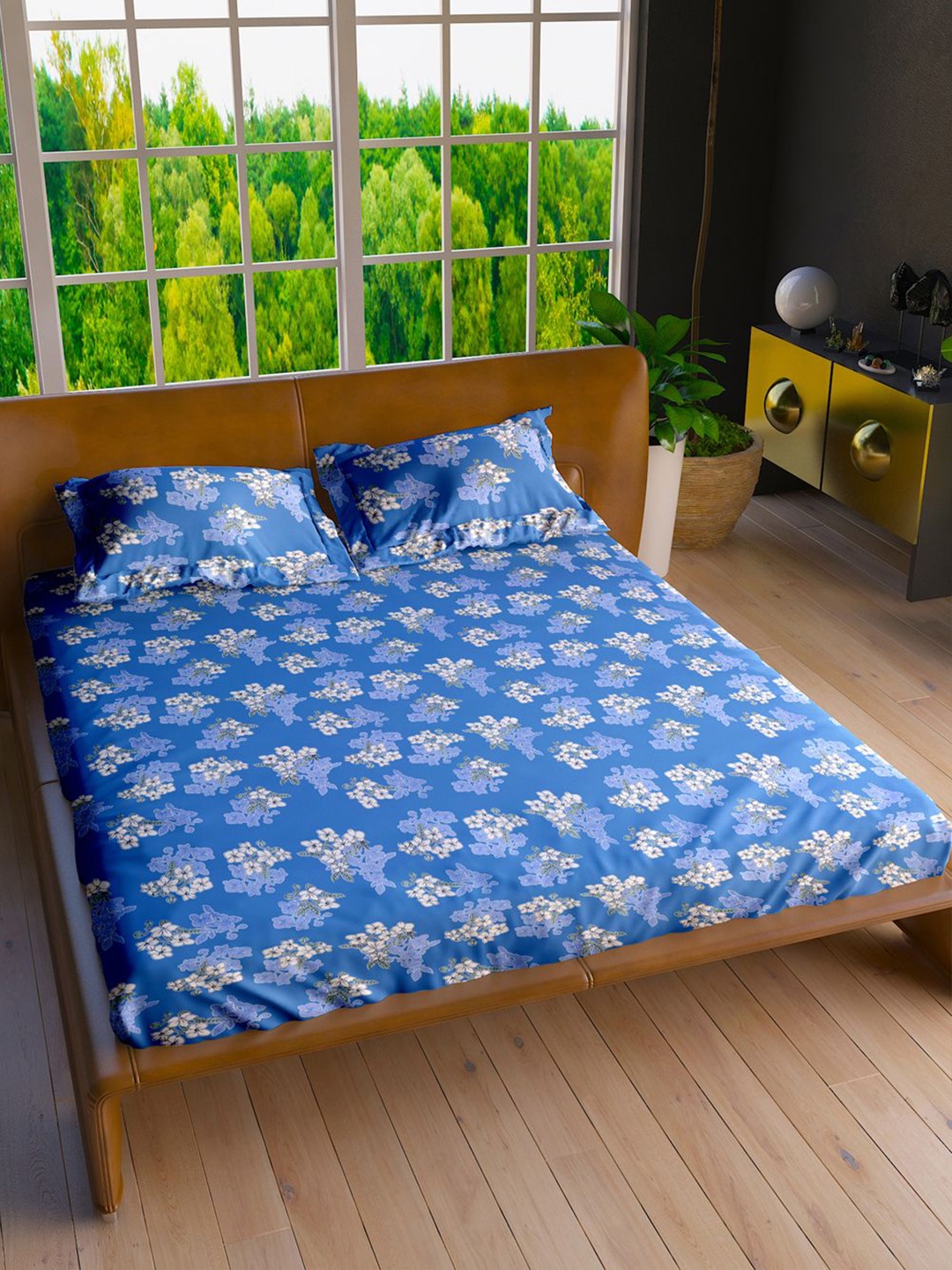 

LABHAM Blue & Green Floral Printed 160 TC King Bedsheet With 2 Pillow Covers