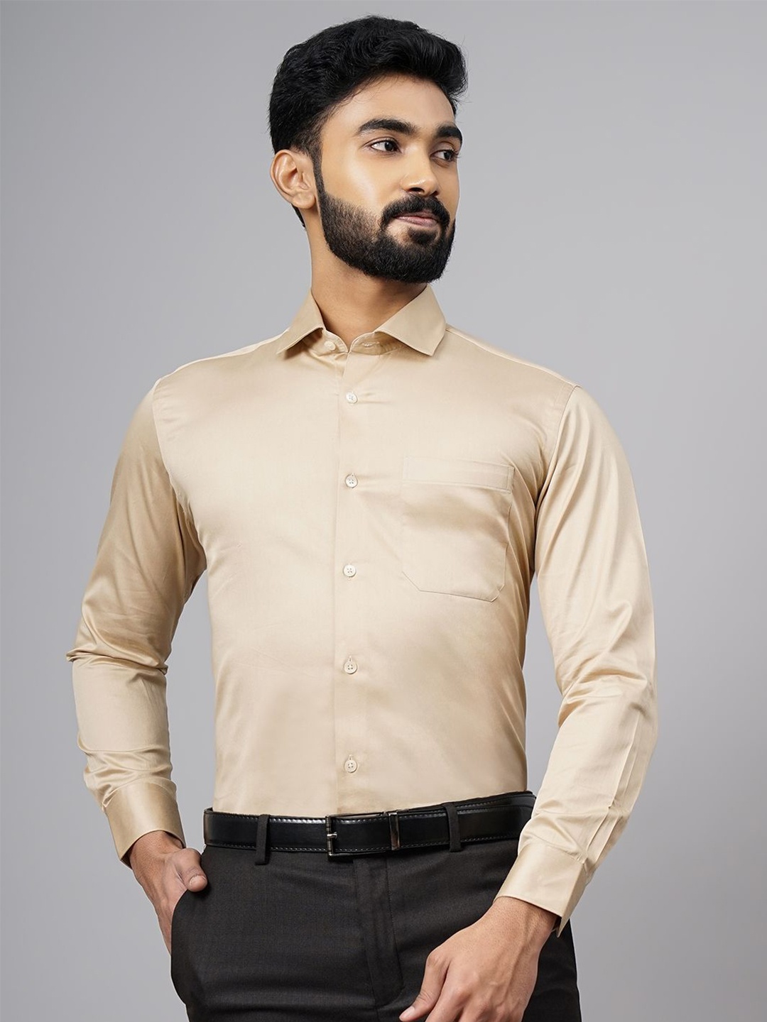 

METAL Men Cutaway Collar Solid Cotton Slim Fit Formal Shirt, Brown