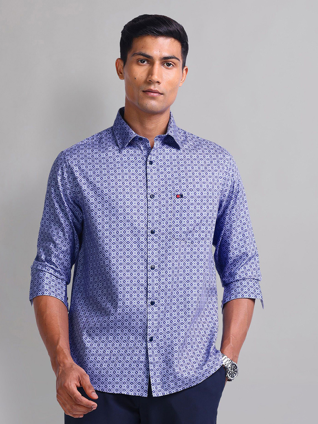 

AD By Arvind Men Spread Collar Geometric Printed Cotton Slim Fit Casual Shirt, Blue