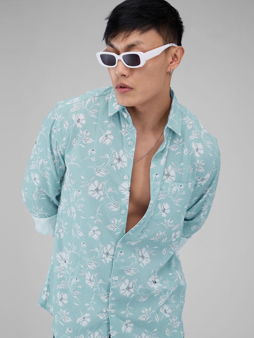 

VASTRADO Men Classic Floral Printed Oversized Casual Shirt, Blue