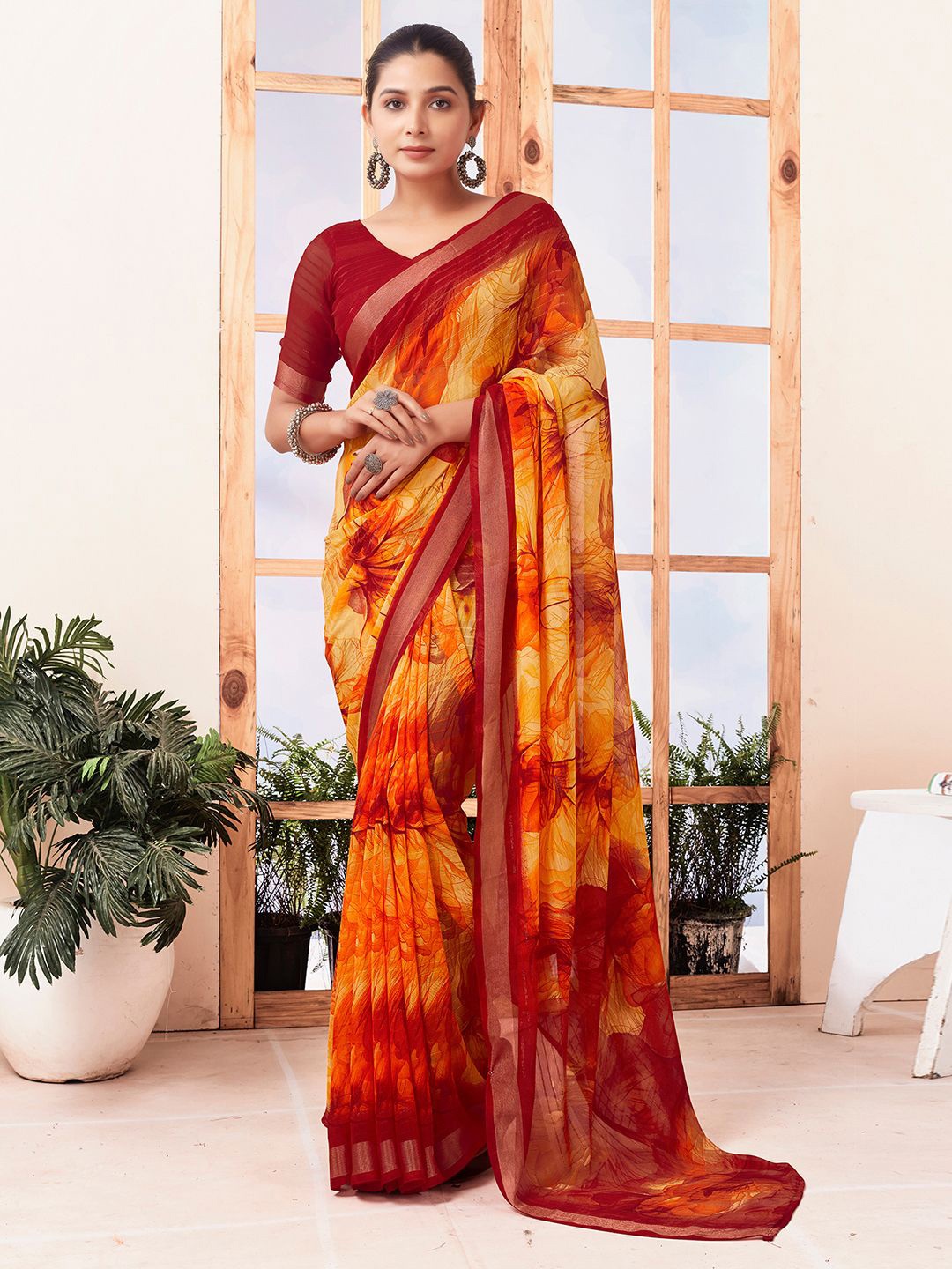 

Mitera Abstract Printed Zari Pure Georgette Bagru Saree, Red
